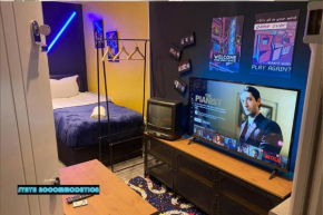 80s RETRO 1Bed Studio Serviced Apartment Battersea London Perfect for Solo Guests
